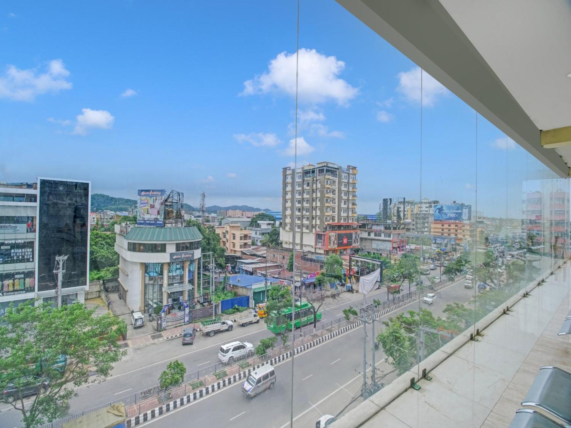 Super Hotel O Maligaon Adabari Гувахати Экстерьер фото
