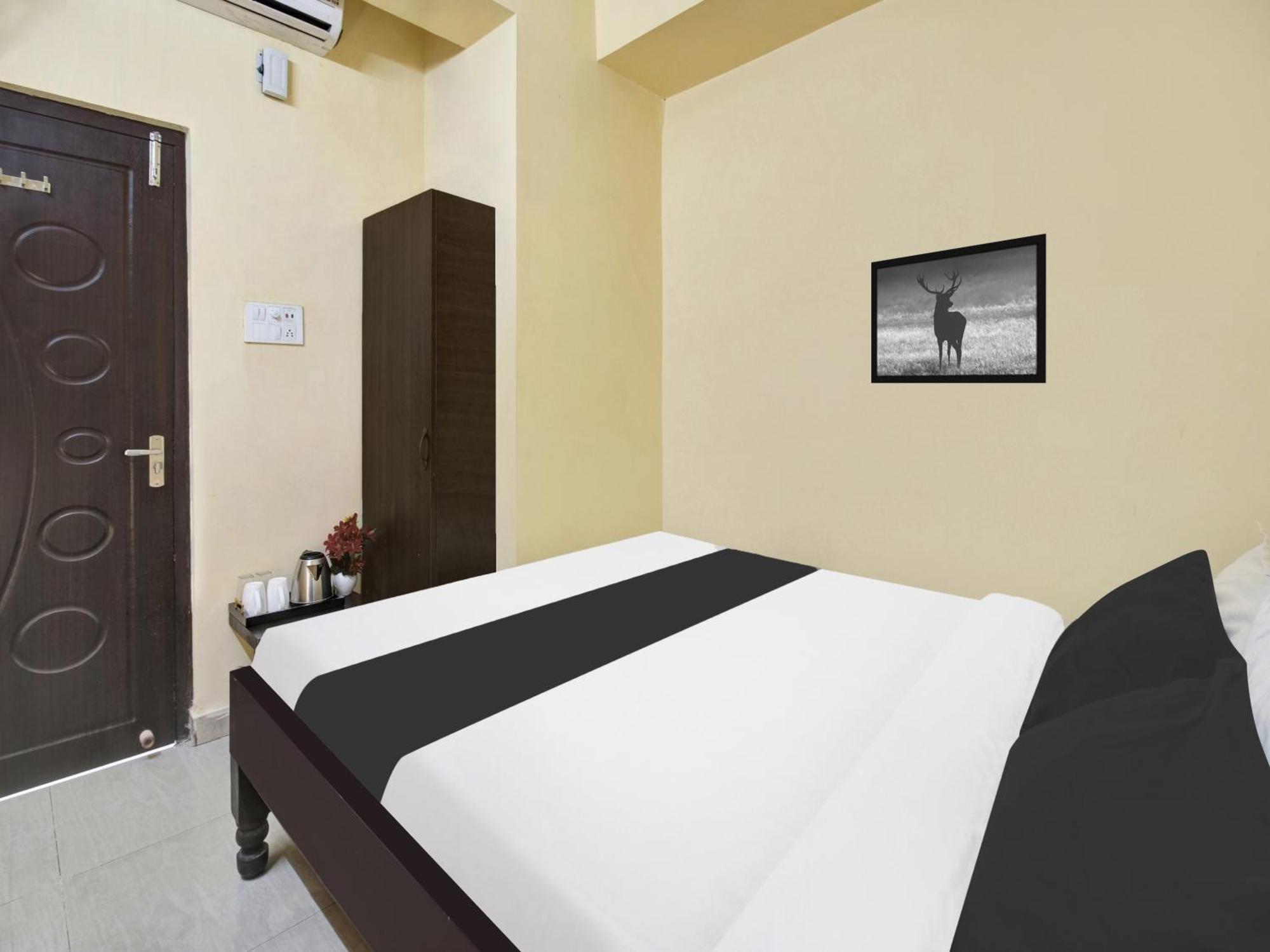 Super Hotel O Maligaon Adabari Гувахати Экстерьер фото